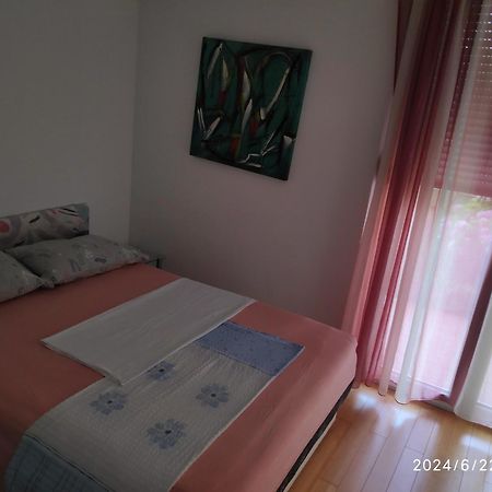 Spacious Apartment With Big Garden Near Beach Split Bagian luar foto