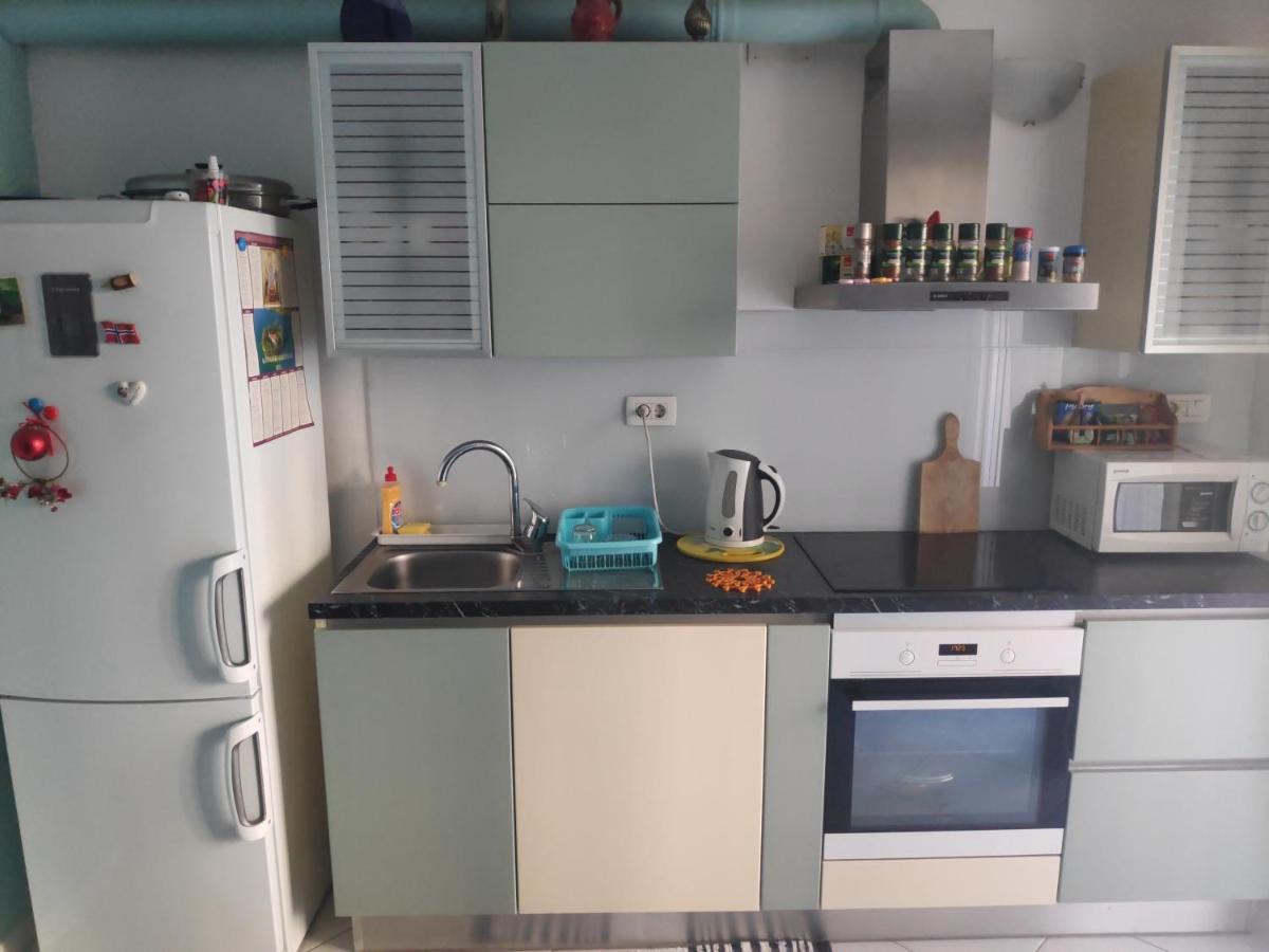 Spacious Apartment With Big Garden Near Beach Split Bagian luar foto