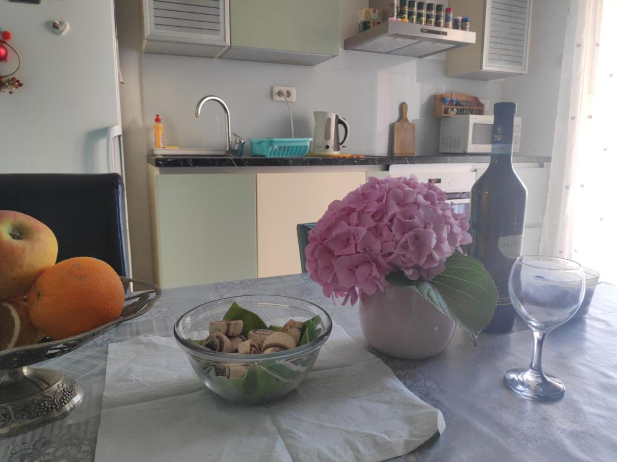 Spacious Apartment With Big Garden Near Beach Split Bagian luar foto