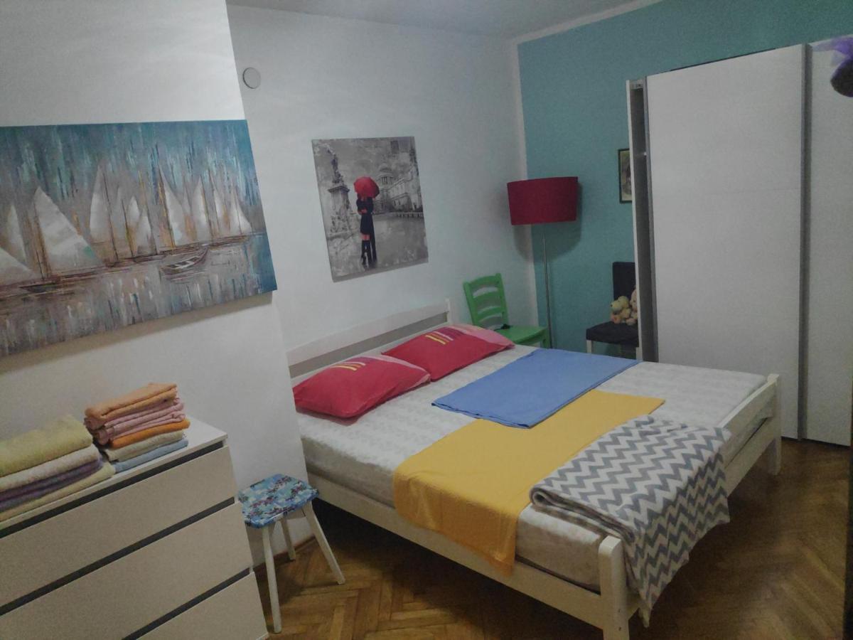 Spacious Apartment With Big Garden Near Beach Split Bagian luar foto